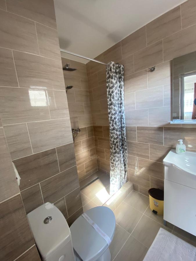 Casa Laur Hotell Mînăstirea Humorului Exteriör bild