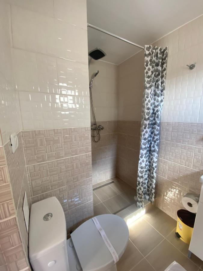 Casa Laur Hotell Mînăstirea Humorului Exteriör bild