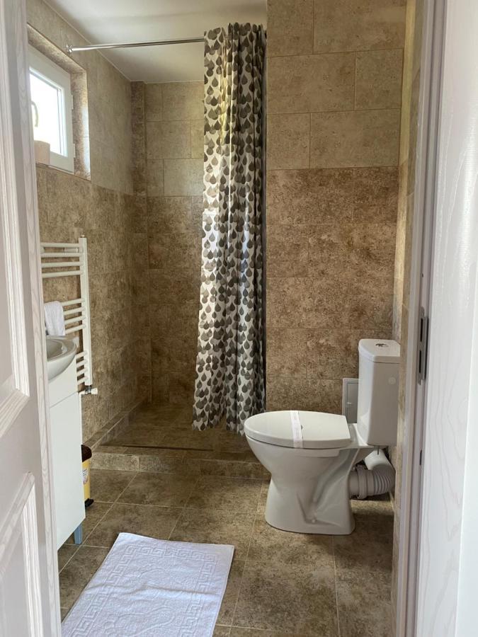 Casa Laur Hotell Mînăstirea Humorului Exteriör bild