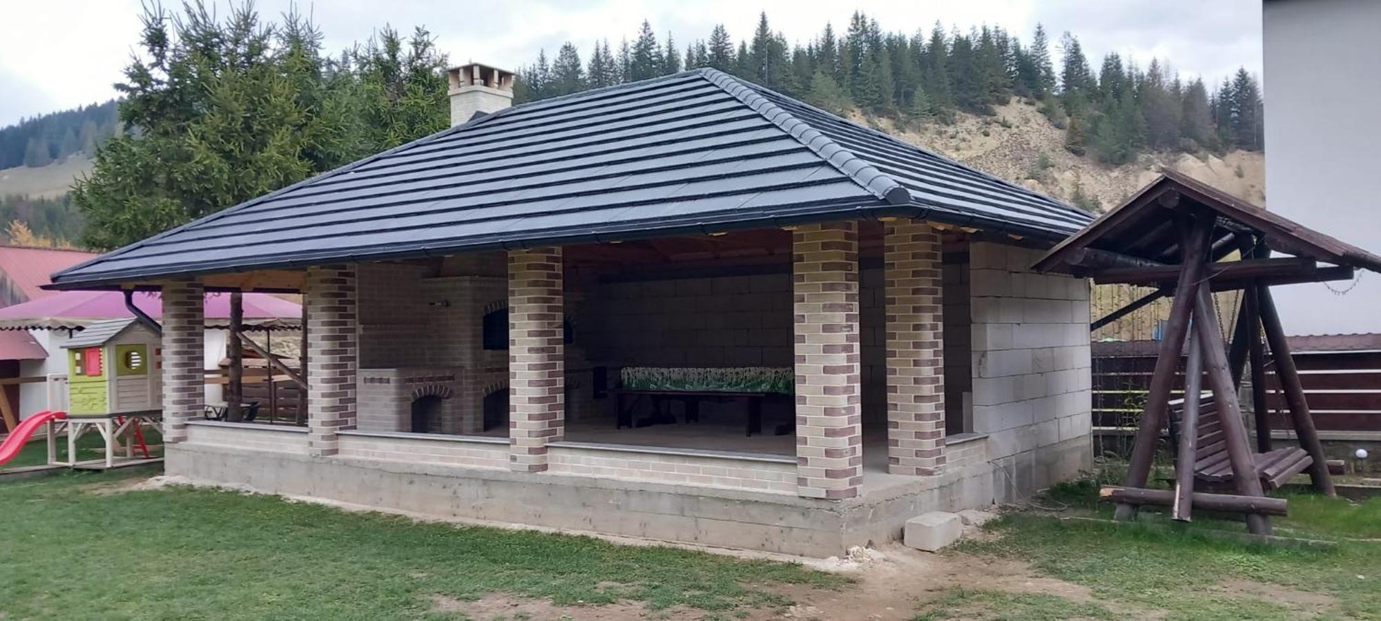 Casa Laur Hotell Mînăstirea Humorului Exteriör bild